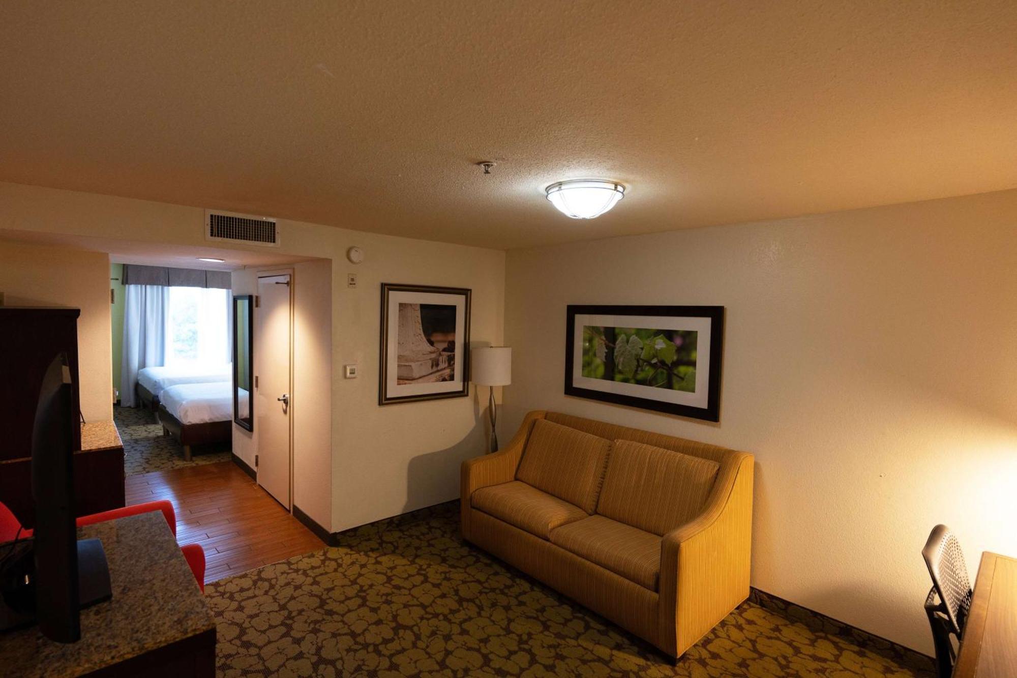 肯纳 Wyndham Garden New Orleans Airport酒店 外观 照片